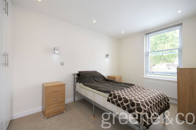  Image of 3 bedroom Detached house to rent in Weymouth Terrace London E2 at Bethnal Green  Haggerston, E2 8JP