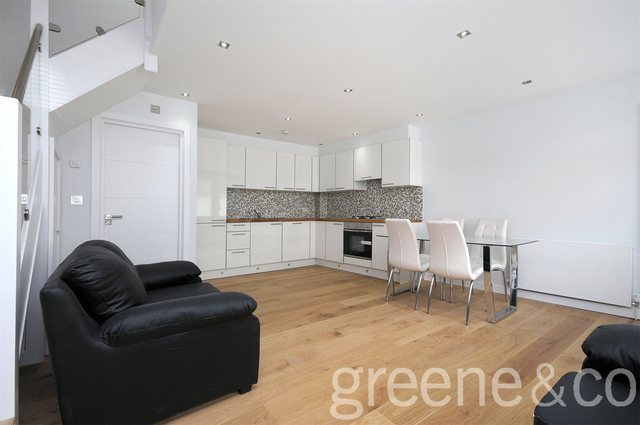  Image of 3 bedroom Detached house to rent in Weymouth Terrace London E2 at Bethnal Green  Haggerston, E2 8JP