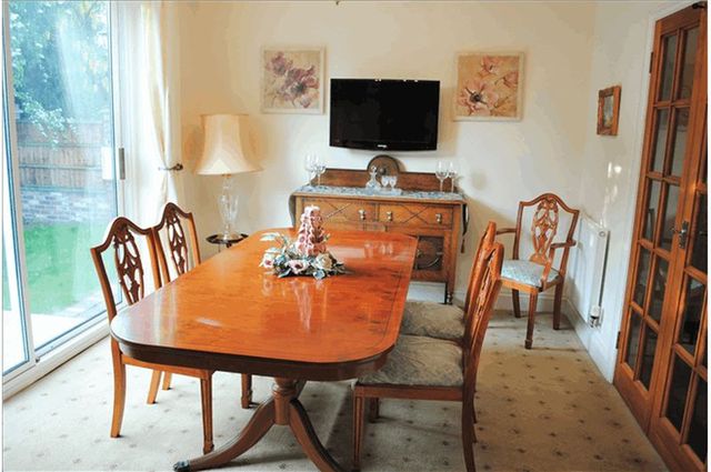  Image of 3 bedroom Bungalow to rent in Wheatfield Avenue Worcester WR5 at Wheatfield Avenue Worcester Kempsey, WR5 3HA