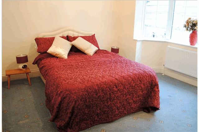  Image of 3 bedroom Bungalow to rent in Wheatfield Avenue Worcester WR5 at Wheatfield Avenue Worcester Kempsey, WR5 3HA