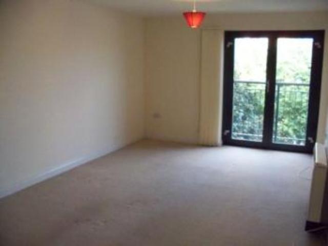  Image of 1 bedroom Flat to rent in White Star Place Southampton SO14 at White Star Place  Southampton, SO14 3GN