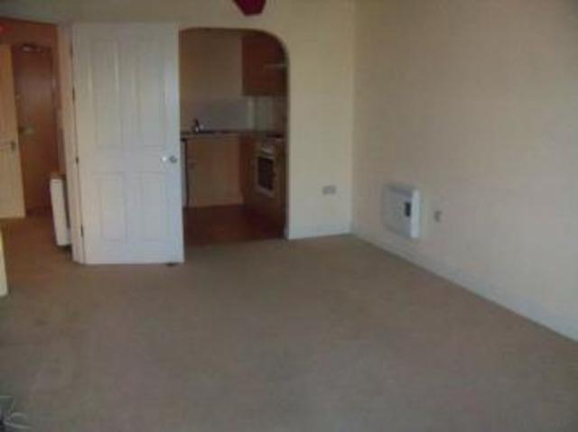  Image of 1 bedroom Flat to rent in White Star Place Southampton SO14 at White Star Place  Southampton, SO14 3GN