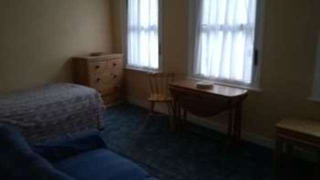  Image of Studio flat to rent in Whitecross Street London EC1Y at Whitecross Street  Greater London, EC1Y 8JD