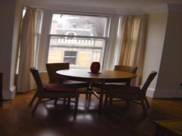  Image of 2 bedroom Flat to rent in Whitehall Crescent Dundee DD1 at Dundee  Dundee, DD1 4AU