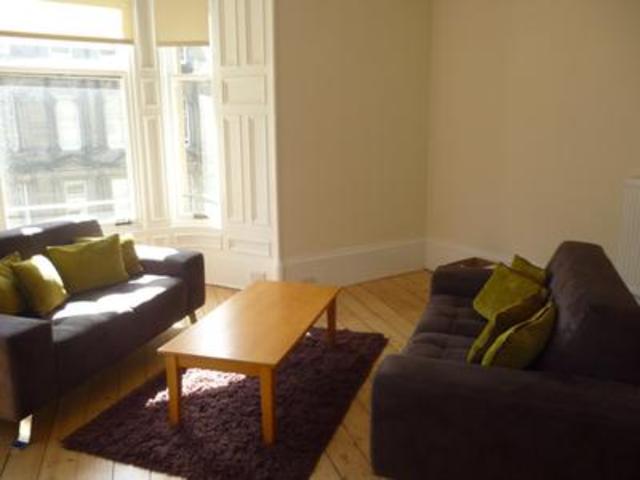  Image of 4 bedroom Flat to rent in Whitehall Street Dundee DD1 at Dundee  Dundee, DD1 4AF