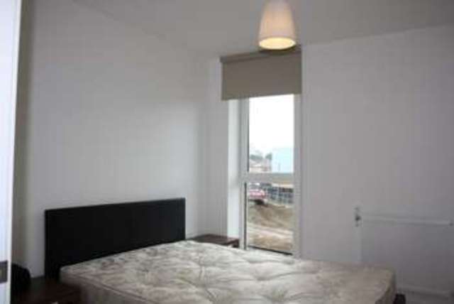  Image of 2 bedroom Flat for sale in Whitestone Way Croydon CR0 at New South Quarter Royal Crescent  Croydon, CR0 4WG