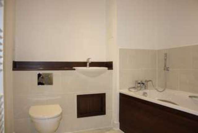  Image of 2 bedroom Flat for sale in Whitestone Way Croydon CR0 at New South Quarter Royal Crescent  Croydon, CR0 4WG