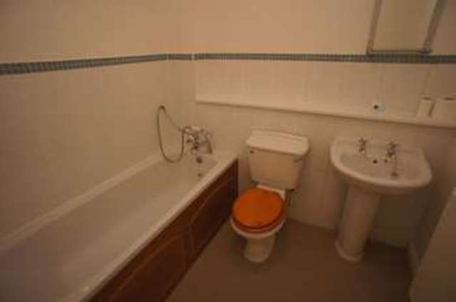  Image of 2 bedroom Flat to rent in Whitmore Way Basildon SS14 at Whitmore Way  Basildon, SS14 2GE