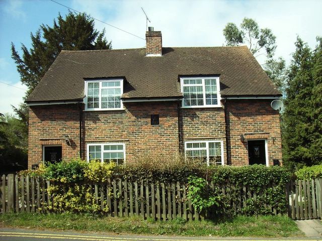  Image of 2 bedroom Semi-Detached house to rent in Wick Lane Englefield Green Egham TW20 at Wick Lane Englefield Green Egham, TW20 0HT