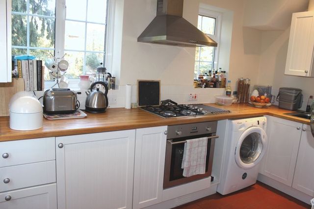  Image of 2 bedroom Semi-Detached house to rent in Wick Lane Englefield Green Egham TW20 at Wick Lane Englefield Green Egham, TW20 0HT