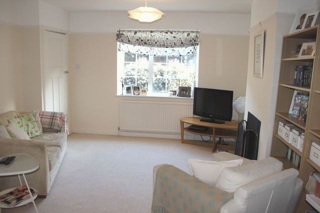  Image of 2 bedroom Semi-Detached house to rent in Wick Lane Englefield Green Egham TW20 at Wick Lane Englefield Green Egham, TW20 0HT