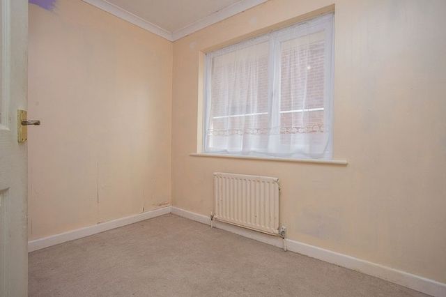  Image of 3 bedroom Detached house for sale in Wickor Way Emsworth PO10 at Wickor Way  Emsworth, PO10 7RE