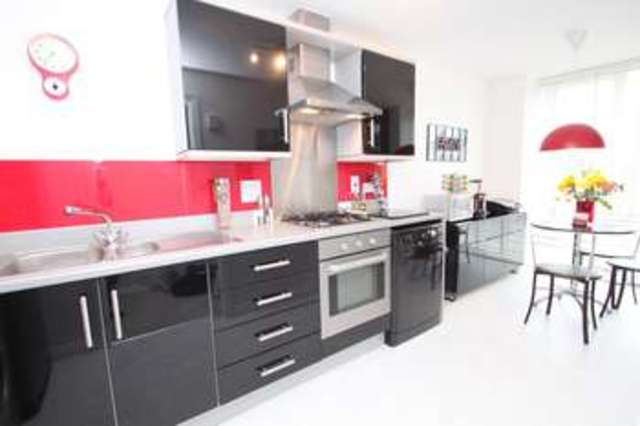  Image of 4 bedroom Terraced house for sale in Lulworth Drive Plymouth PL6 at Widewell Plymouth Devon, PL6 7DT