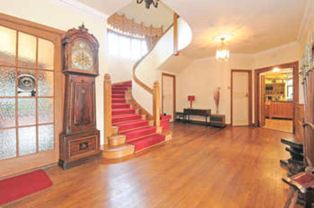  Image of 5 bedroom Detached house for sale in Tamarisk Way East Preston Littlehampton BN16 at East Preston West Sussex East Preston, BN16 2TE