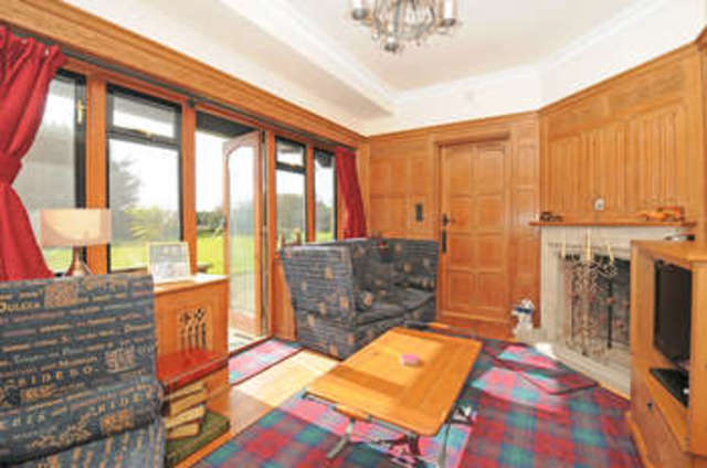  Image of 5 bedroom Detached house for sale in Tamarisk Way East Preston Littlehampton BN16 at East Preston West Sussex East Preston, BN16 2TE