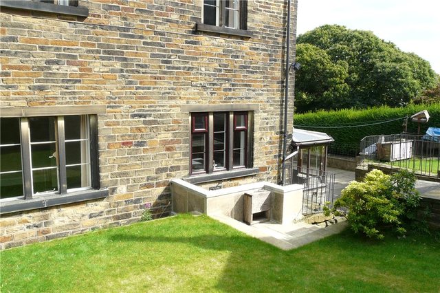  Image of 6 bedroom Detached house for sale in Wilmer Drive Bradford BD9 at Heaton West Yorkshire Shipley, BD9 4AS