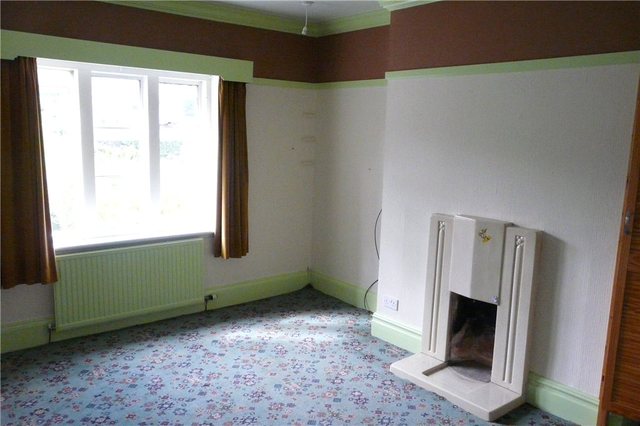  Image of 6 bedroom Detached house for sale in Wilmer Drive Bradford BD9 at Heaton West Yorkshire Shipley, BD9 4AS