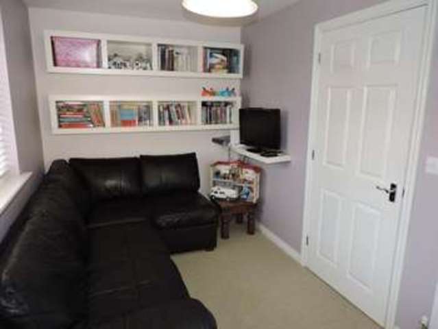  Image of 4 bedroom Detached house for sale in Wiltshire Crescent Worting Basingstoke RG22 at Wiltshire Crescent  Basingstoke, RG22 5FE