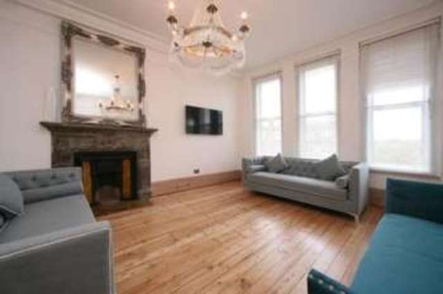  Image of 3 bedroom Apartment to rent in Winchester Avenue London NW6 at Winchester Avenue  Greater London, NW6 7TY