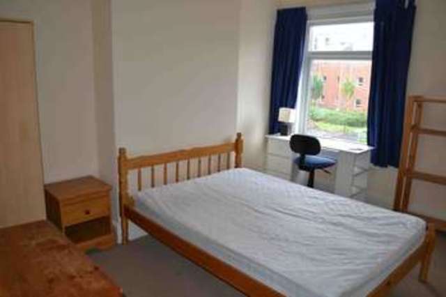  Image of 3 bedroom Terraced house to rent in Winchester Street Coventry CV1 at Hillfields Coventry Coventry, CV1 5NU