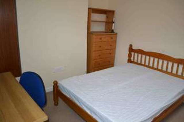  Image of 3 bedroom Terraced house to rent in Winchester Street Coventry CV1 at Hillfields Coventry Coventry, CV1 5NU