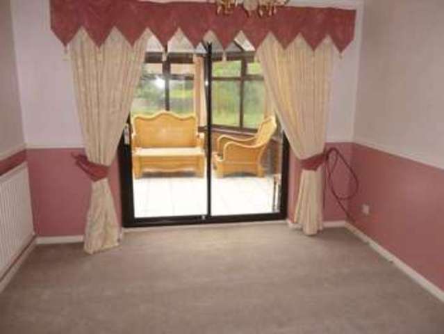  Image of 4 bedroom Detached house to rent in Windermere Drive Priorslee Telford TF2 at Windermere Drive Priorslee Telford, TF2 9RA