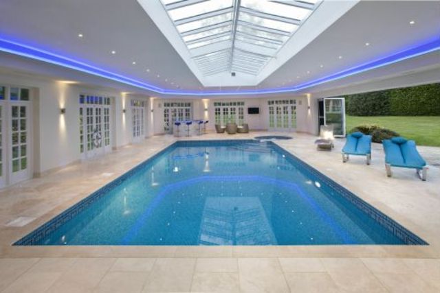  Image of 5 bedroom Detached house for sale in Westwood Road Windlesham GU20 at Windlesham, GU20 6LW