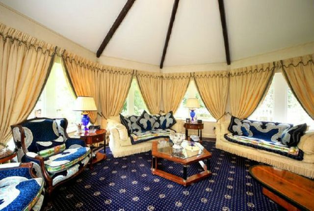  Image of 9 bedroom Detached house for sale in London Road Windlesham GU20 at Windlesham, GU20 6LJ