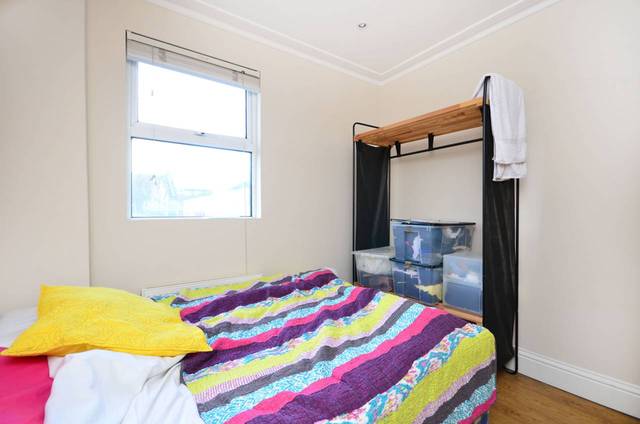  Image of 2 bedroom Flat for sale in Windsor Road London E10 at Windsor Road  Leyton, E10 5LP