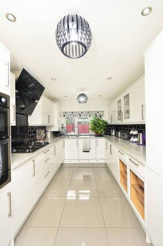  Image of 5 bedroom Detached house for sale in Windsor Road London E10 at Windsor Road  Leyton, E10 5LP
