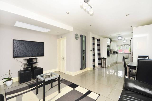  Image of 5 bedroom Detached house for sale in Windsor Road London E10 at Windsor Road  Leyton, E10 5LP