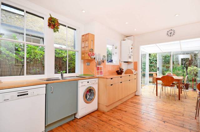  Image of 3 bedroom Detached house for sale in Windus Road London N16 at Windus Road  Stoke Newington, N16 6UR