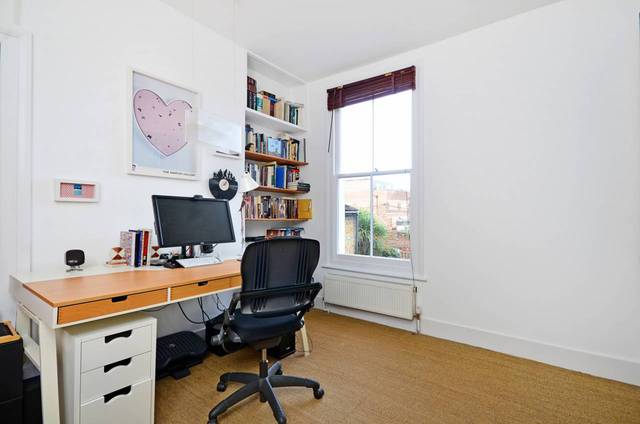  Image of 3 bedroom Detached house for sale in Windus Road London N16 at Windus Road  Stoke Newington, N16 6UR