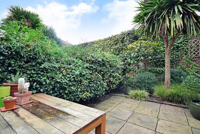  Image of 3 bedroom Detached house for sale in Windus Road London N16 at Windus Road  Stoke Newington, N16 6UR