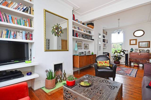  Image of 3 bedroom Detached house for sale in Windus Road London N16 at Windus Road  Stoke Newington, N16 6UR