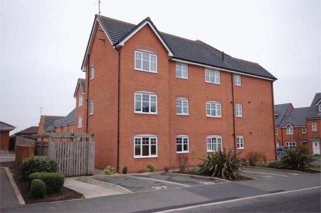  Image of 2 bedroom Flat to rent in Winnbourne Gardens Sutton Manor St. Helens WA9 at Winnbourne Gardens Sutton Manor St. Helens, WA9 4UJ