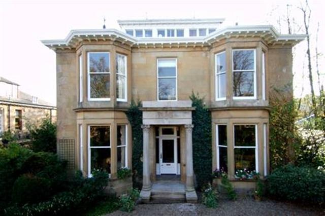  Image of 2 bedroom Semi-Detached house to rent in Winton Drive Kelvinside Glasgow G12 at Kelvinside Glasgow Glasgow, G12 0QA
