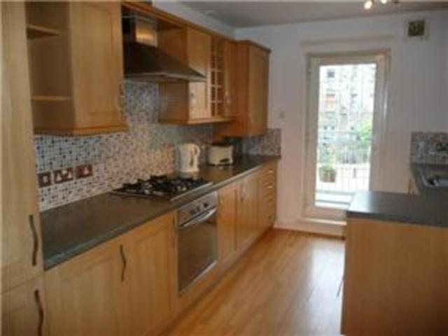  Image of 2 bedroom Flat to rent in Wishaw Terrace Edinburgh EH7 at Meadowbank Edinburgh Edinburgh, EH7 6AF