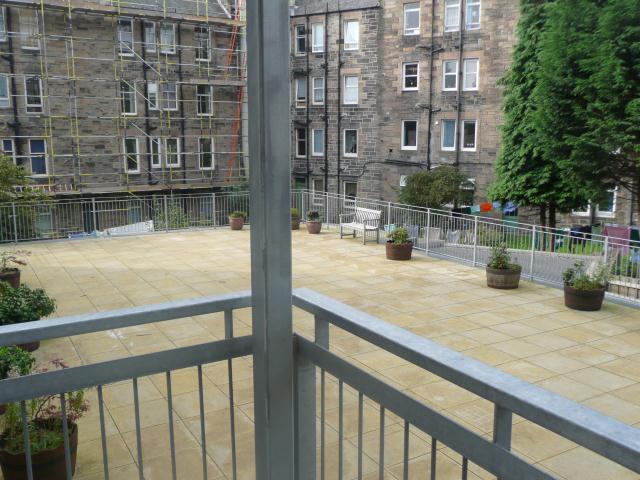  Image of 2 bedroom Flat to rent in Wishaw Terrace Edinburgh EH7 at Meadowbank Edinburgh Edinburgh, EH7 6AF
