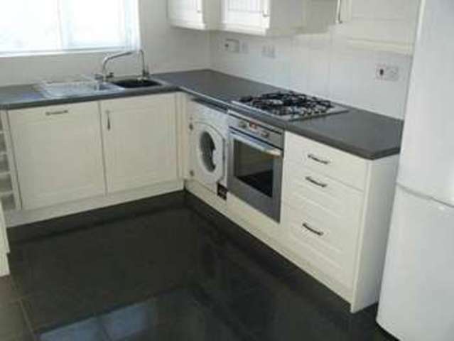  Image of 4 bedroom Semi-Detached house to rent in Station Road Woburn Sands Milton Keynes MK17 at Woburn Sands, MK17 8SB