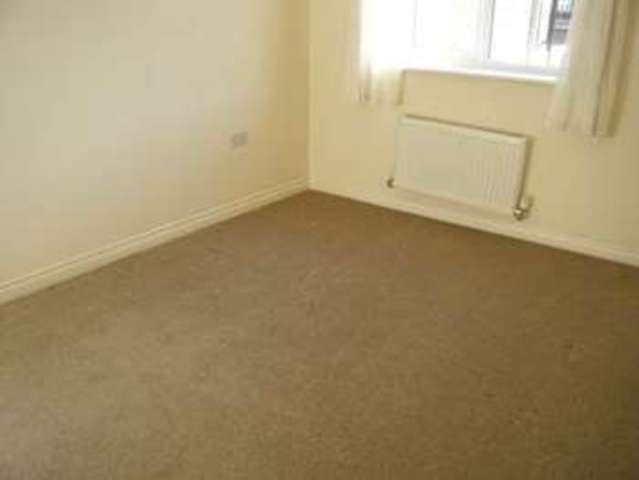  Image of 4 bedroom Semi-Detached house to rent in Station Road Woburn Sands Milton Keynes MK17 at Woburn Sands, MK17 8SB