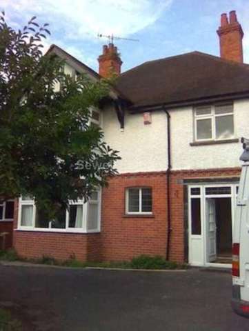  Image of 5 bedroom Detached house to rent in Wokingham Road Earley Reading RG6 at Wokingham Road  Reading, RG6 7DU
