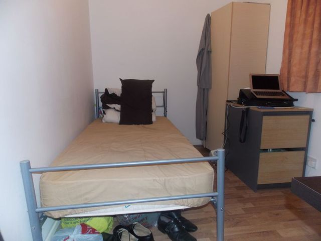  Image of 1 bedroom Property to rent in Wolves Lane London N13 at Wolves Lane  London, N13 6DS