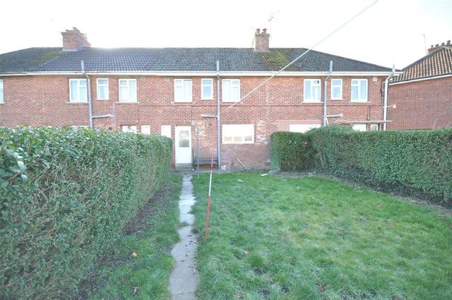  Image of 4 bedroom Terraced house for sale in Woodcock Road Warminster BA12 at Woodcock Road  Warminster, BA12 9DQ
