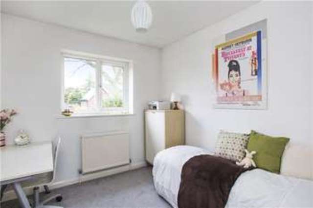  Image of 4 bedroom Detached house for sale in Woodcote Maidenhead SL6 at Maidenhead Berkshire Maidenhead, SL6 4DU