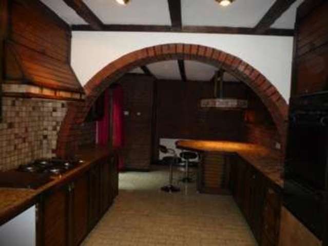  Image of 5 bedroom Detached house to rent in Woodcote Road Wallington SM6 at 248 Woodcote Road  Wallington, SM6 0QE