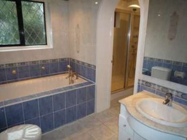  Image of 5 bedroom Detached house to rent in Woodcote Road Wallington SM6 at 248 Woodcote Road  Wallington, SM6 0QE