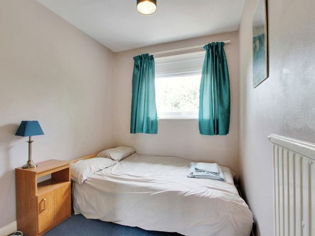  Image of 3 bedroom Detached house for sale in Woodend Close Crawley RH10 at Woodend Close Three Bridges Crawley, RH10 1RS