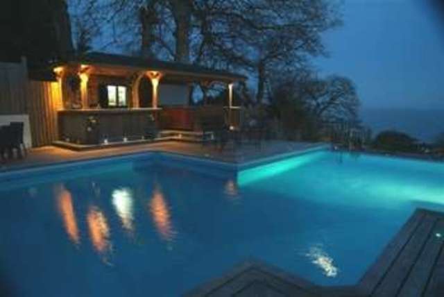  Image of 6 bedroom Detached house to rent in Lincombe Drive Torquay TQ1 at TORQUAY Devon, TQ1 2LP