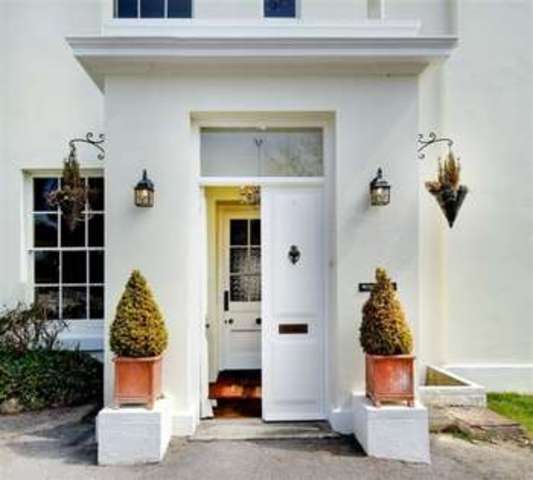  Image of 6 bedroom Detached house to rent in Lincombe Drive Torquay TQ1 at TORQUAY Devon, TQ1 2LP